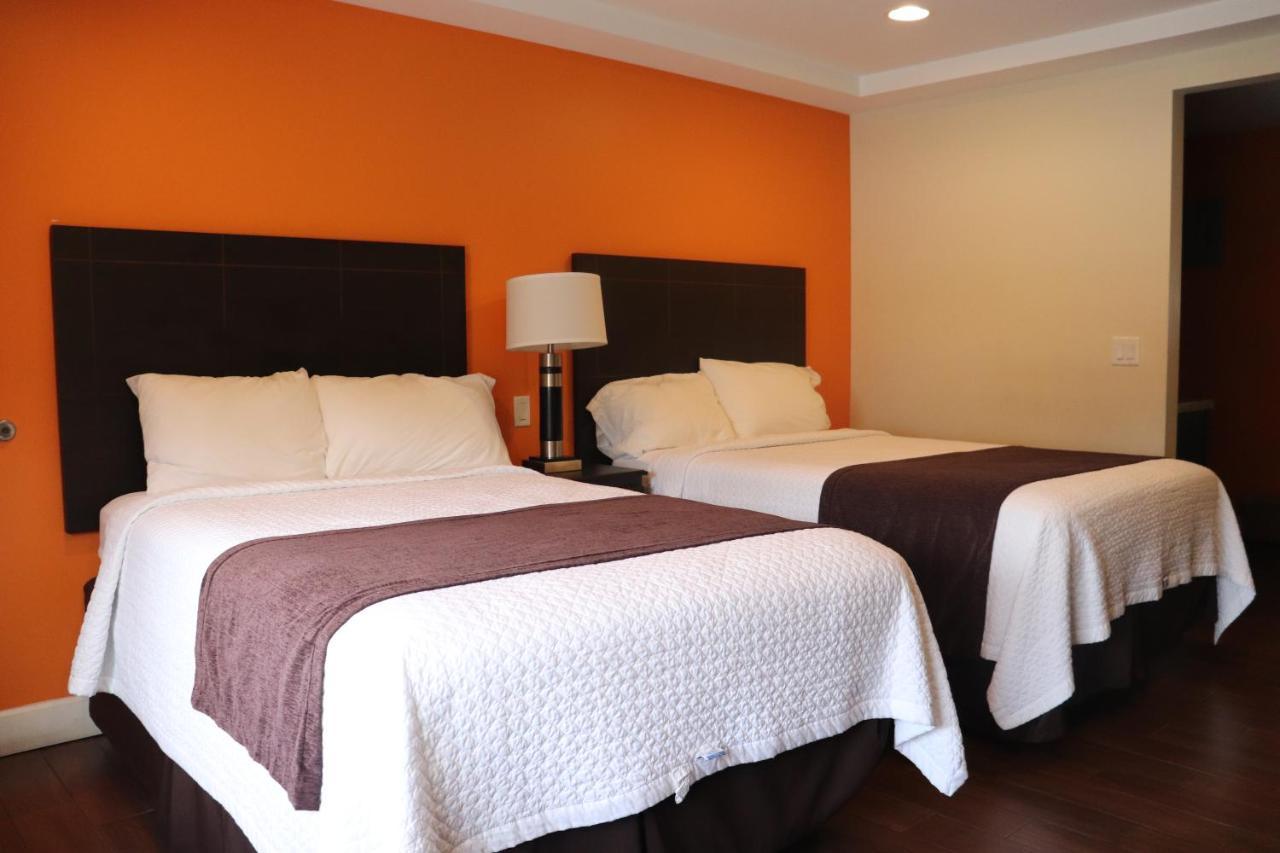 Curtis Inn & Suites Голливуд Экстерьер фото