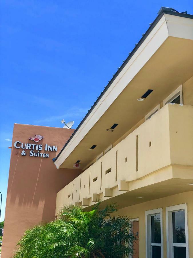 Curtis Inn & Suites Голливуд Экстерьер фото