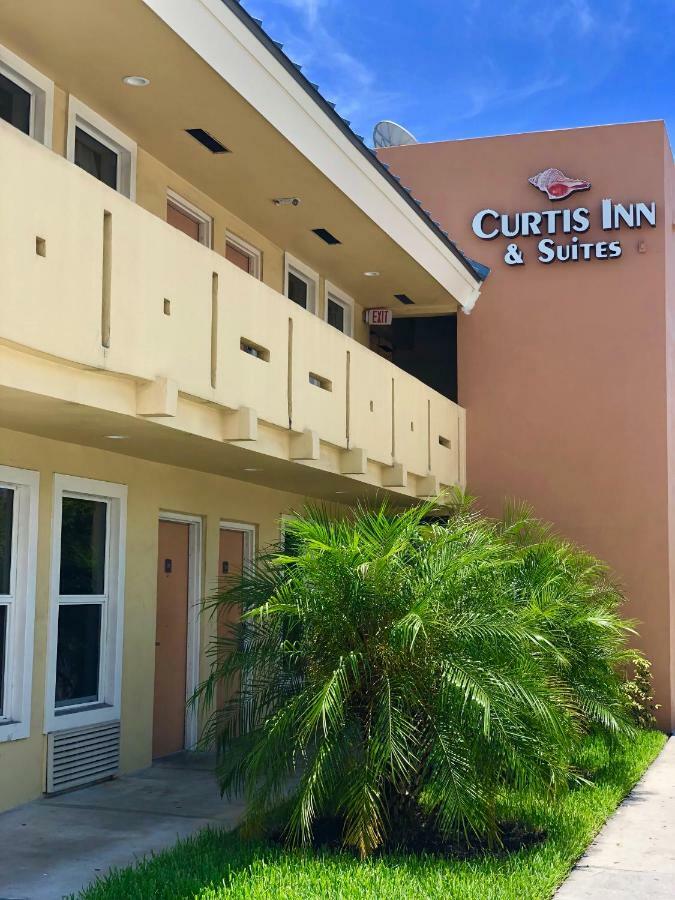 Curtis Inn & Suites Голливуд Экстерьер фото